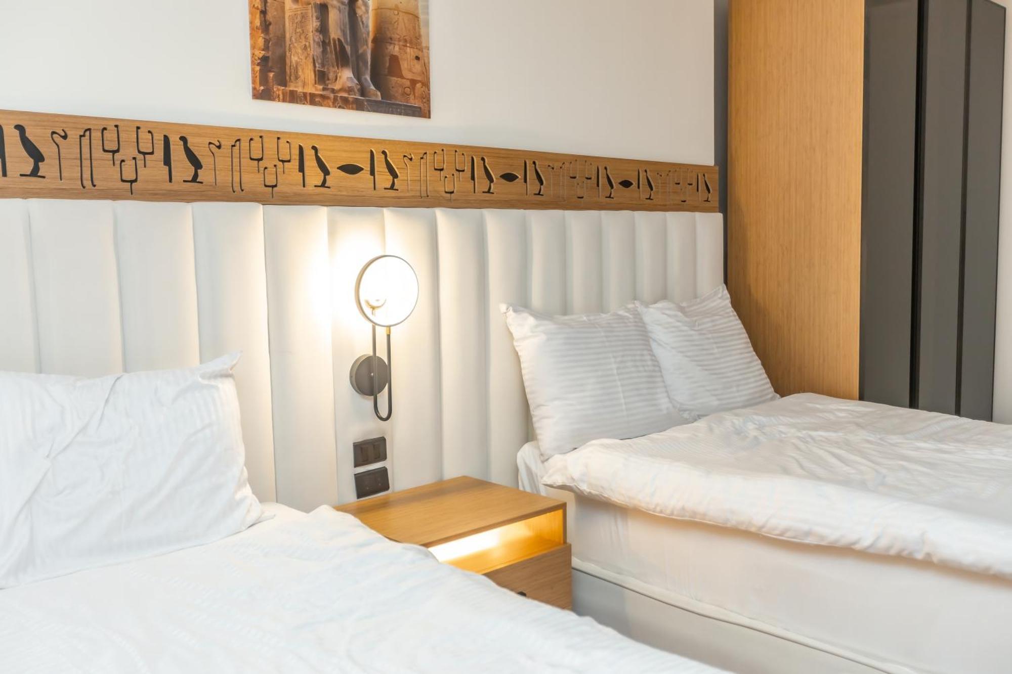 Superior Pyramids Inn Al Kawm al Akhdar Exterior photo